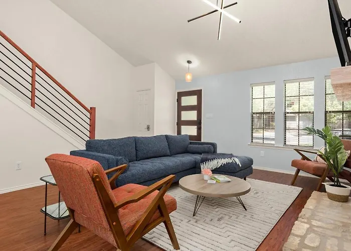 Holiday home Poolside Oasis, Peaceful Retreat -20 Min To Austin Round Rock